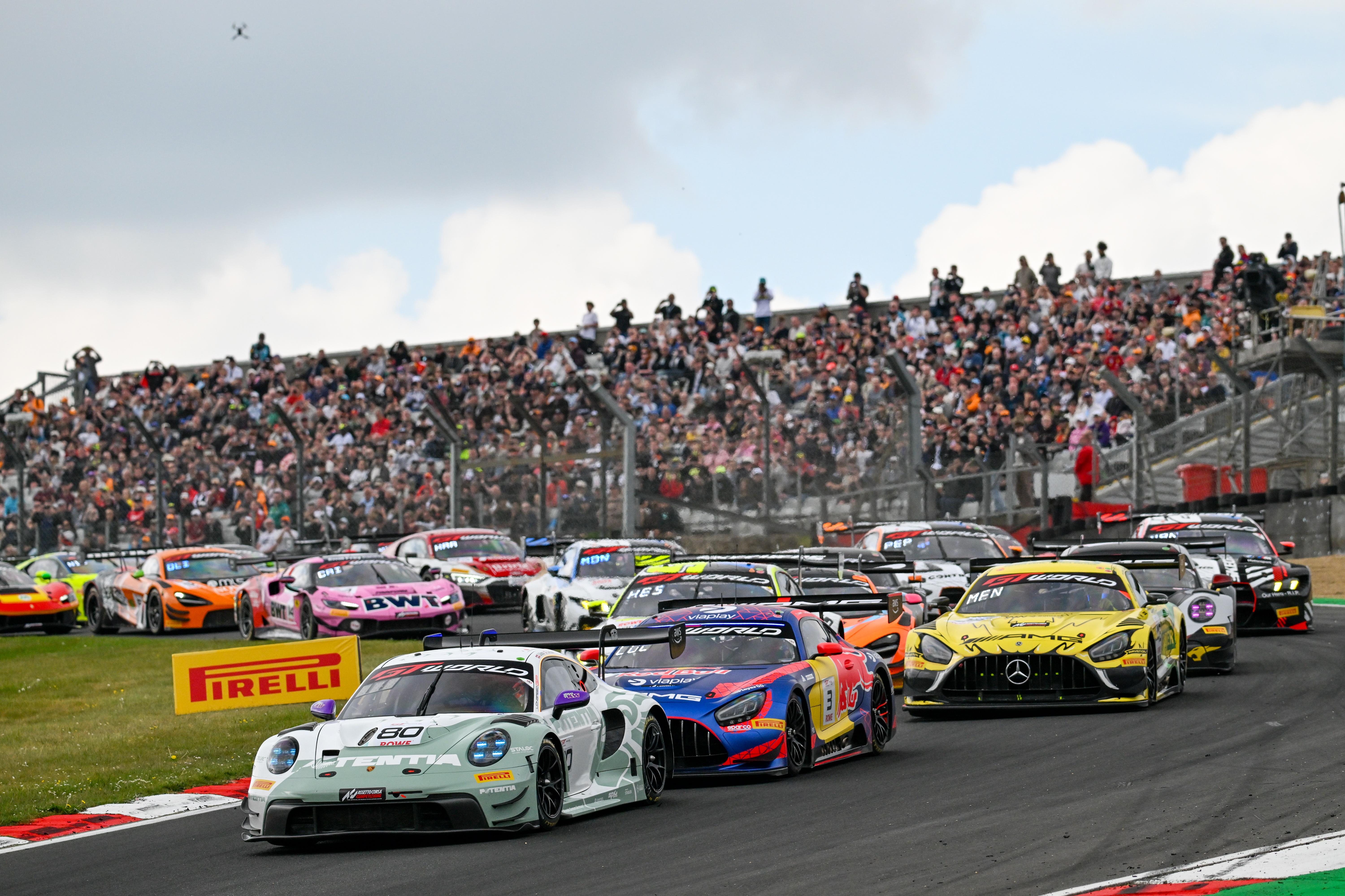 RACE 2: Lionspeed GP Porsche bounces back with commanding Race 2 victory at Brands Hatch