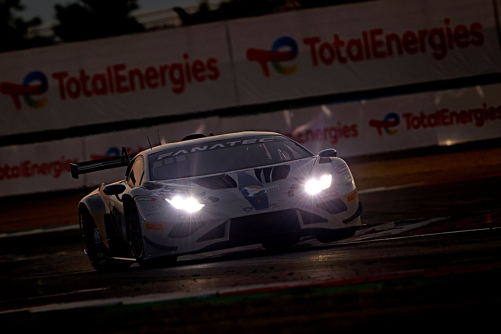 De Wilde puts Imperiale Racing Lamborghini on top in Magny-Cours Pre-Qualifying