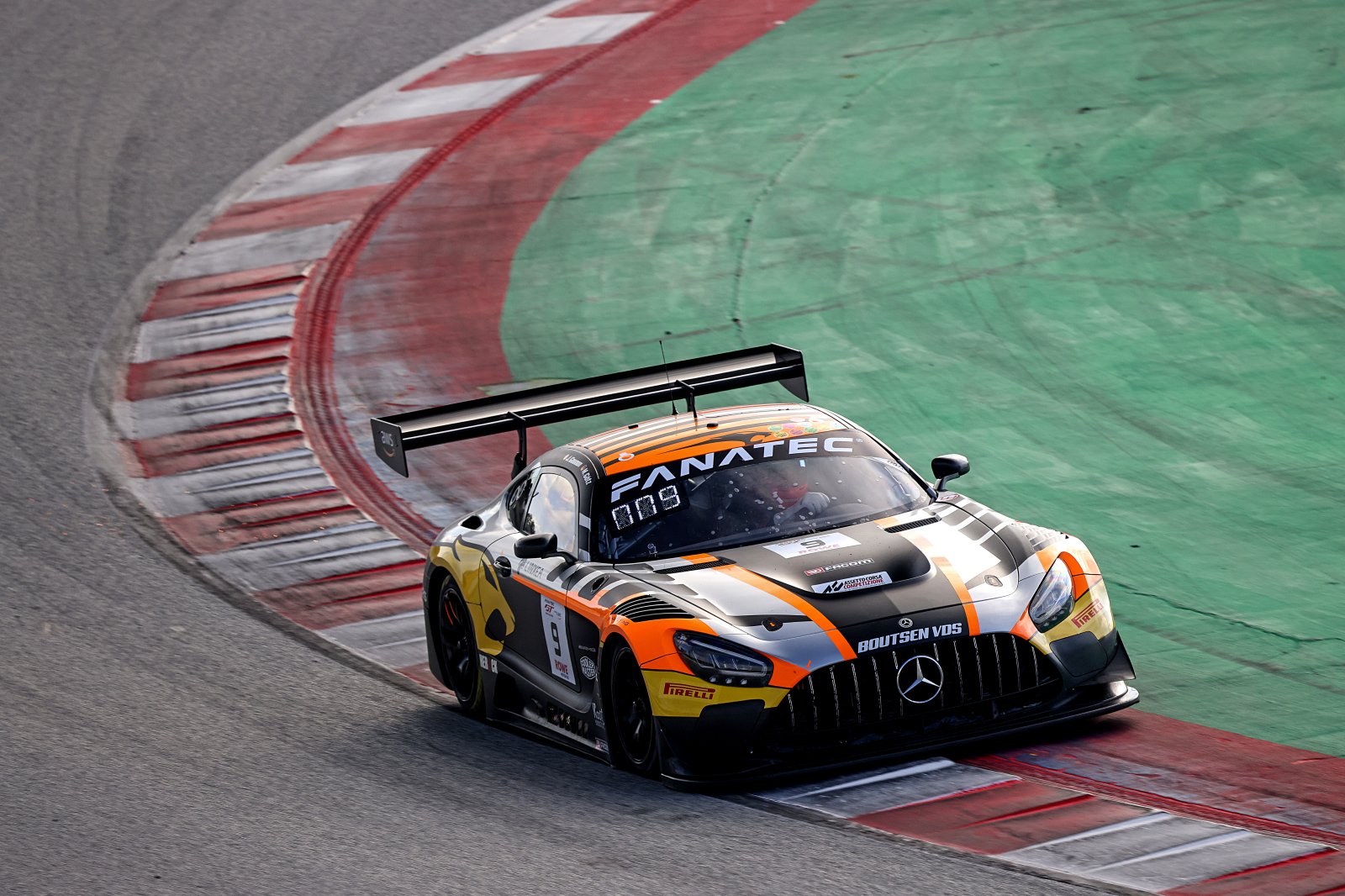 Boutsen VDS dominates Free Practice at Bareclona