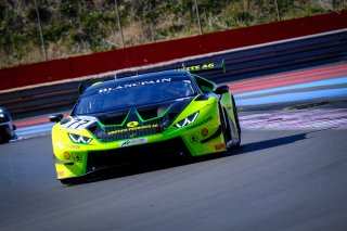 #77 Barwell Motorsport GBR Lamborghini Huracan GT3, Track

