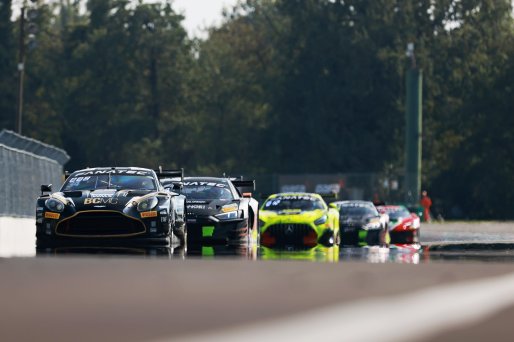 #34 - Walkenhorst Motorsport - David PITTARD - Henrique CHAVES - Valentin HASSE-CLOT - Aston Martin Vantage AMR GT3 EVO  | SRO/JEP