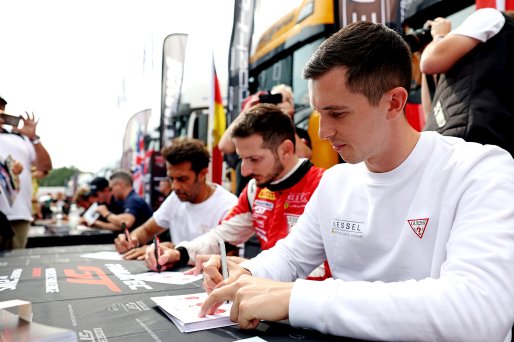 #74 - Kessel Racing - Ben TUCK - Ashish PATEL - Alex FONTANA - Ferrari 296 GT3  | SRO/JEP