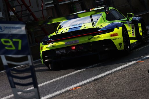 #97 - Rutronik Racing - Dustin BLATTNER - Dennis MARSCHALL - Loek HARTOG - Zacharie RICHARD ROBICHON - Porsche 911 GT3 R (992)  | jakob ebrey jep