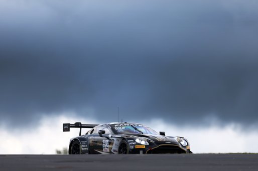#34 - Walkenhorst Motorsport - David PITTARD - Henrique CHAVES - Ross GUNN - Aston Martin Vantage AMR GT3 EVO  | SRO/JEP