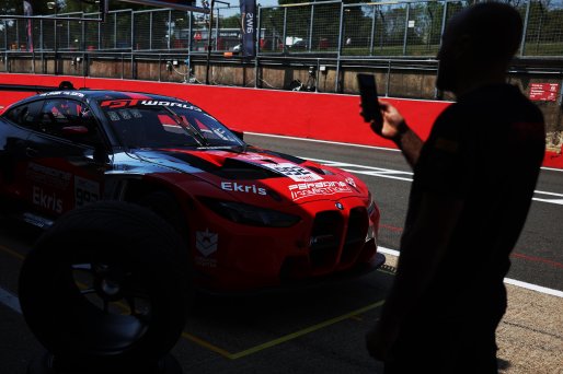 #992 - Paradine Competition - Maxime OOSTEN - Mex JANSEN -  BMW M4 GT3 EVO | SRO / JEP