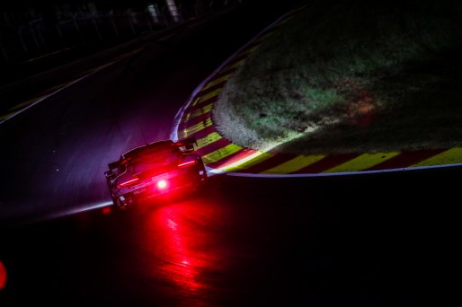 #16 Earl Bamber Motorsport Porsche 911 GT3-R (991.II) Adrian D'SILVA Stephen GROVE Brenton GROVE Matthew PAYNE Porsche 911 GT3-R (991.II) Pro-Am Cup, FGTWC, Night Practice
 | SRO / TWENTY-ONE CREATION - Jules Benichou