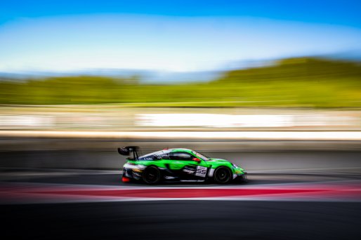 #55 - Dinamic GT Huber Racing - Porsche 911 GT3 R (992), Pitlane, Test Session
 | © SRO - TWENTY-ONE CREATION | Jules Benichou