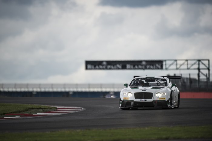 Historical first win for Bentley Continental GT3 in Silverstone