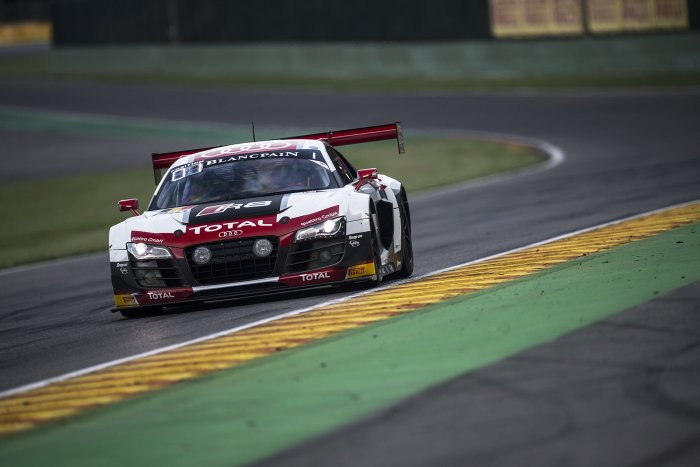 Laurens Vanthoor puts #1 Belgian Audi Club Team WRT Audi on pole
